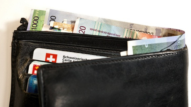Geldbörse mit Schweizer Franken