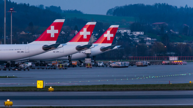 drei flugzeuge der swiss