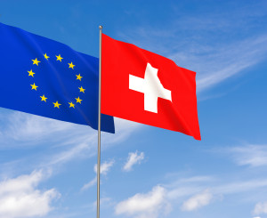 Flaggen EU Schweiz