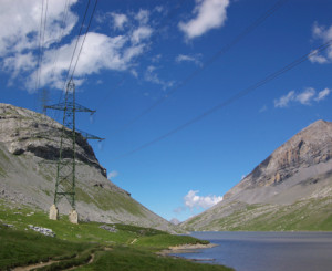 Berge und blauer Himmel
